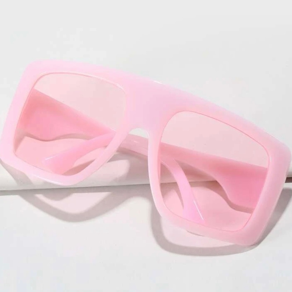 Pink sized shades